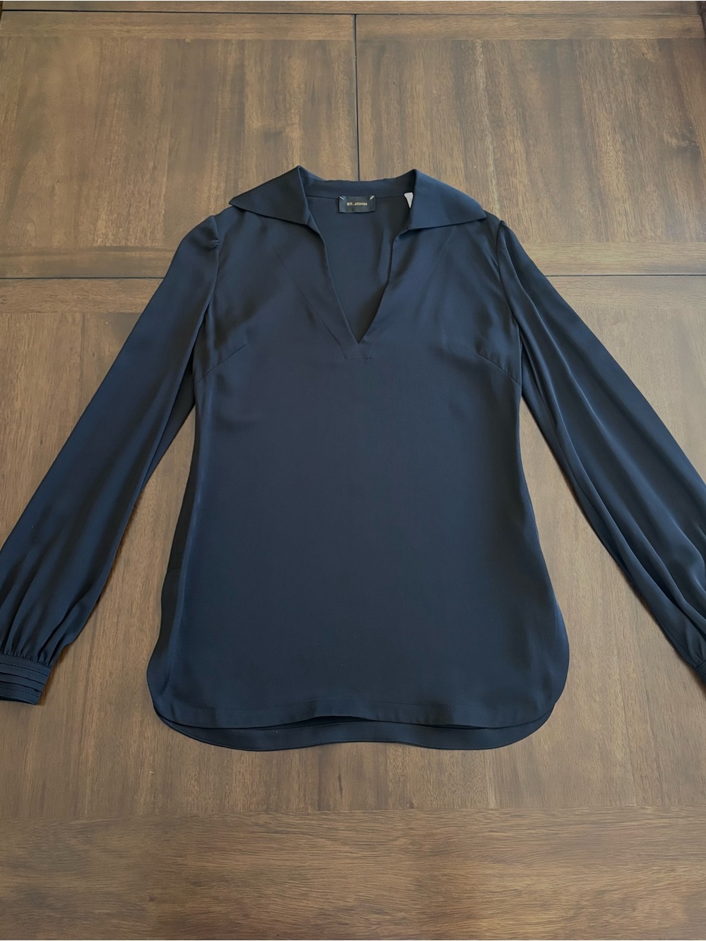 St. John Black V-Neck Long Sleeve Blouse